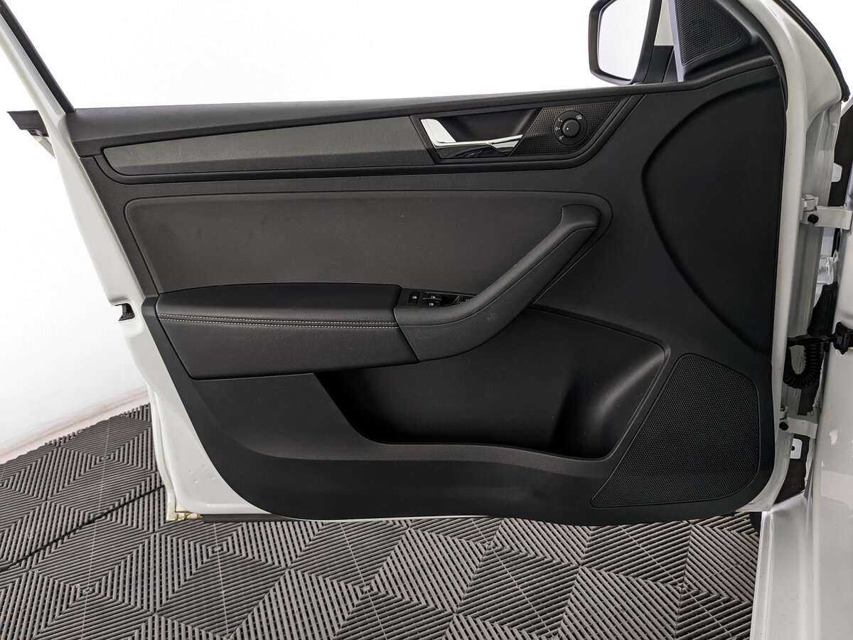 Skoda Rapid б/у, 2020, Автоматическая. Фото: #16