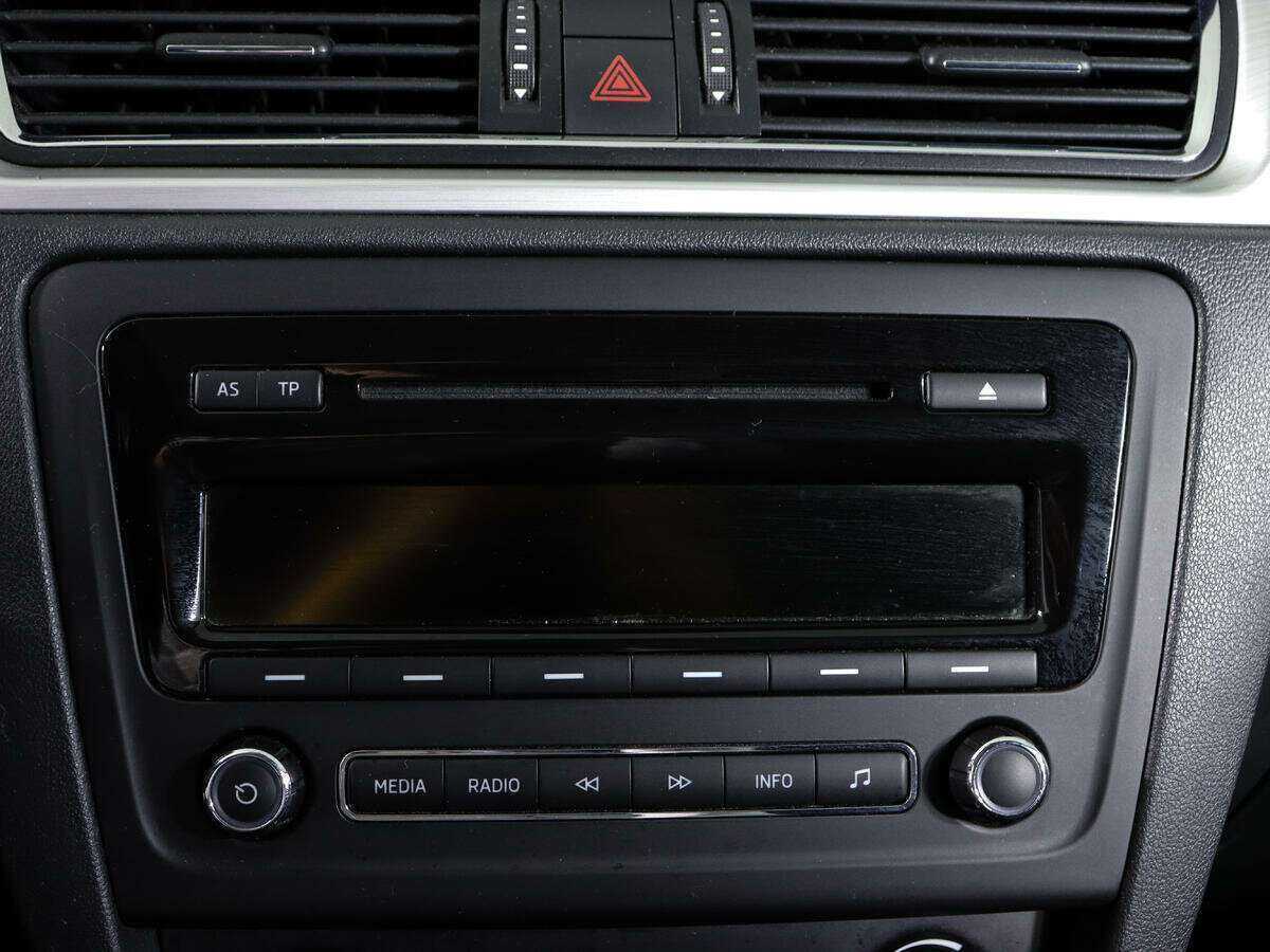 Skoda Rapid б/у, 2014, Автоматическая. Фото: #18