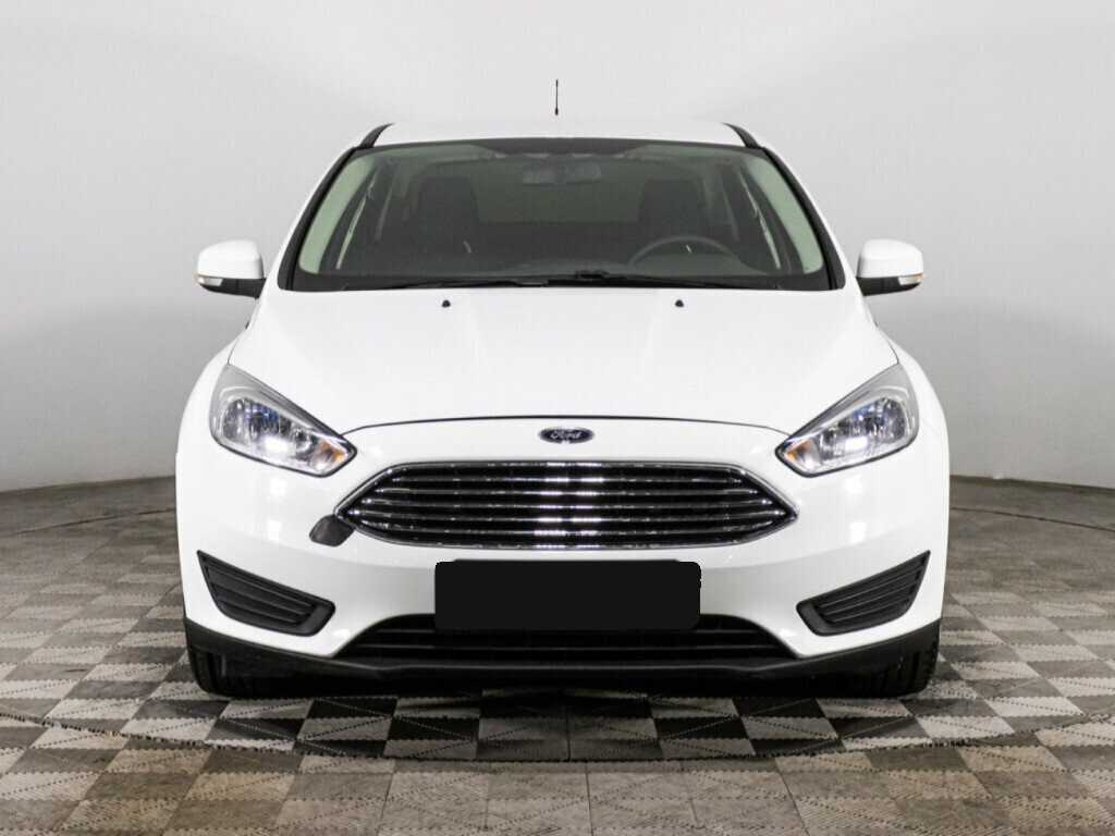 Ford Focus б/у, 2018, Механическая. Фото: #1