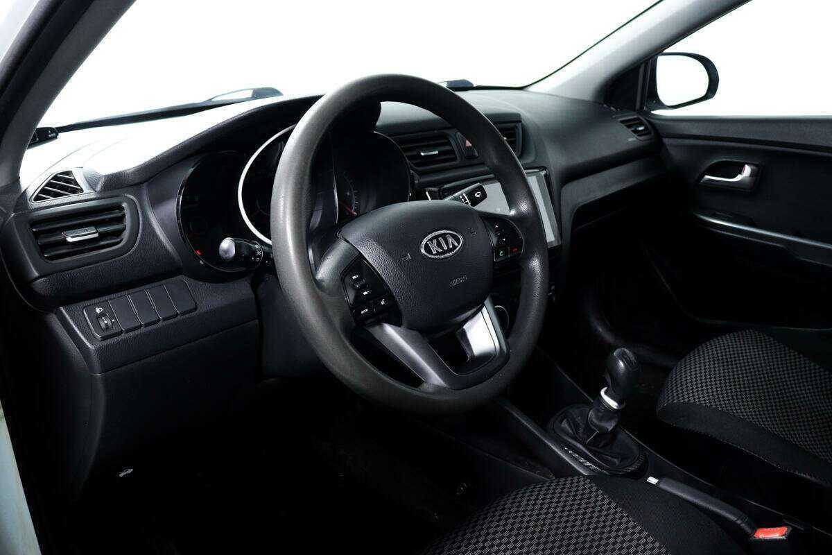 Kia Rio б/у, 2012, Механическая. Фото: #12