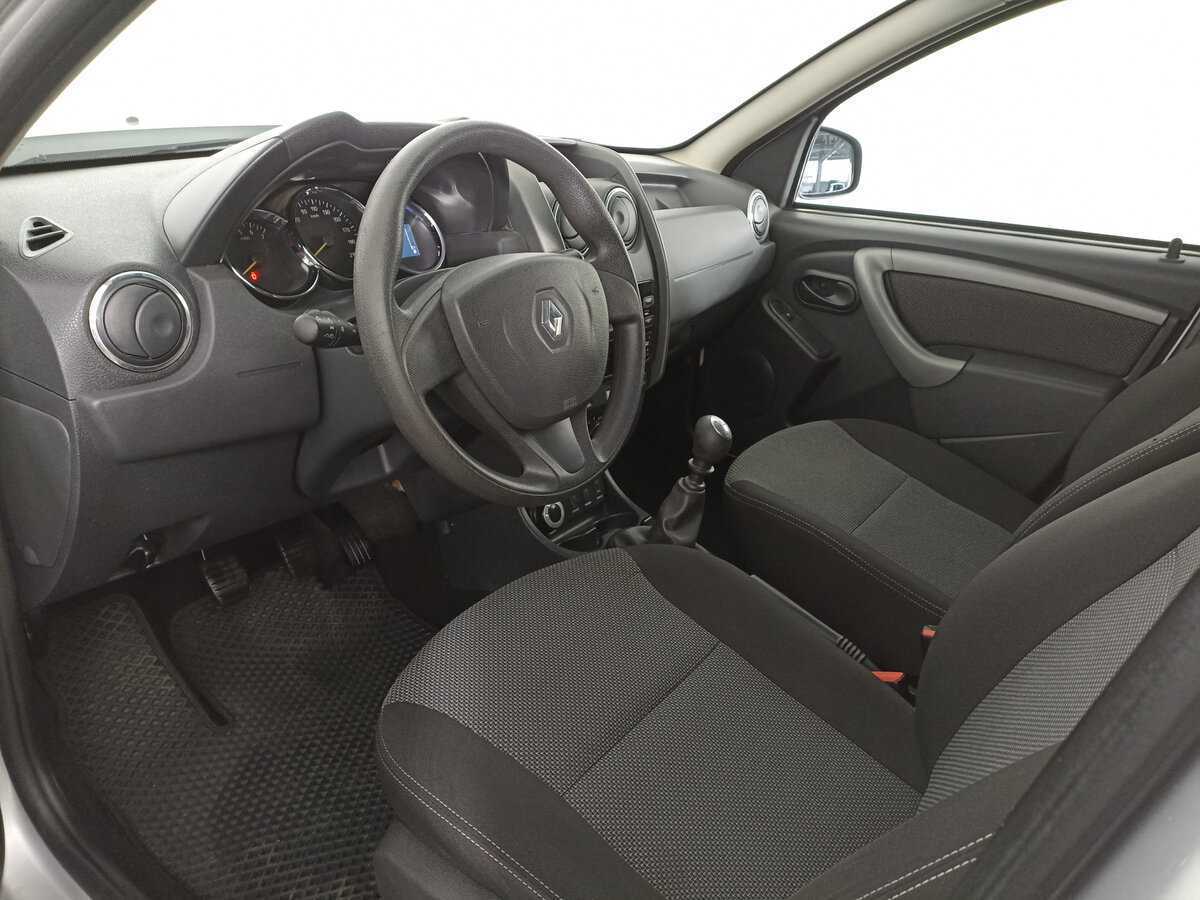 Renault Duster б/у, 2017, Механическая. Фото: #13