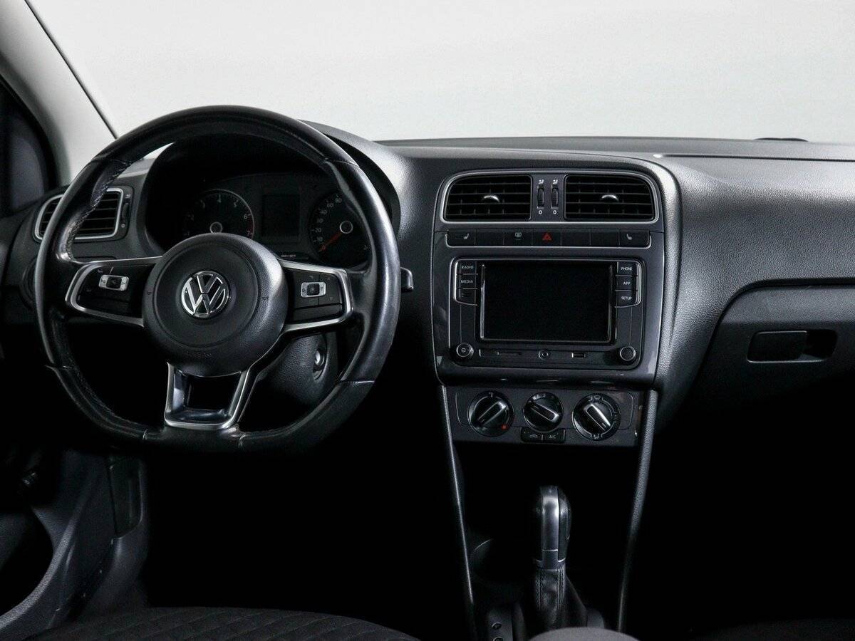 Volkswagen Polo б/у, 2019, Автоматическая. Фото: #11