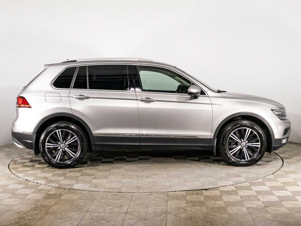 Volkswagen Tiguan б/у, 2017, Роботизированная. Фото: #3