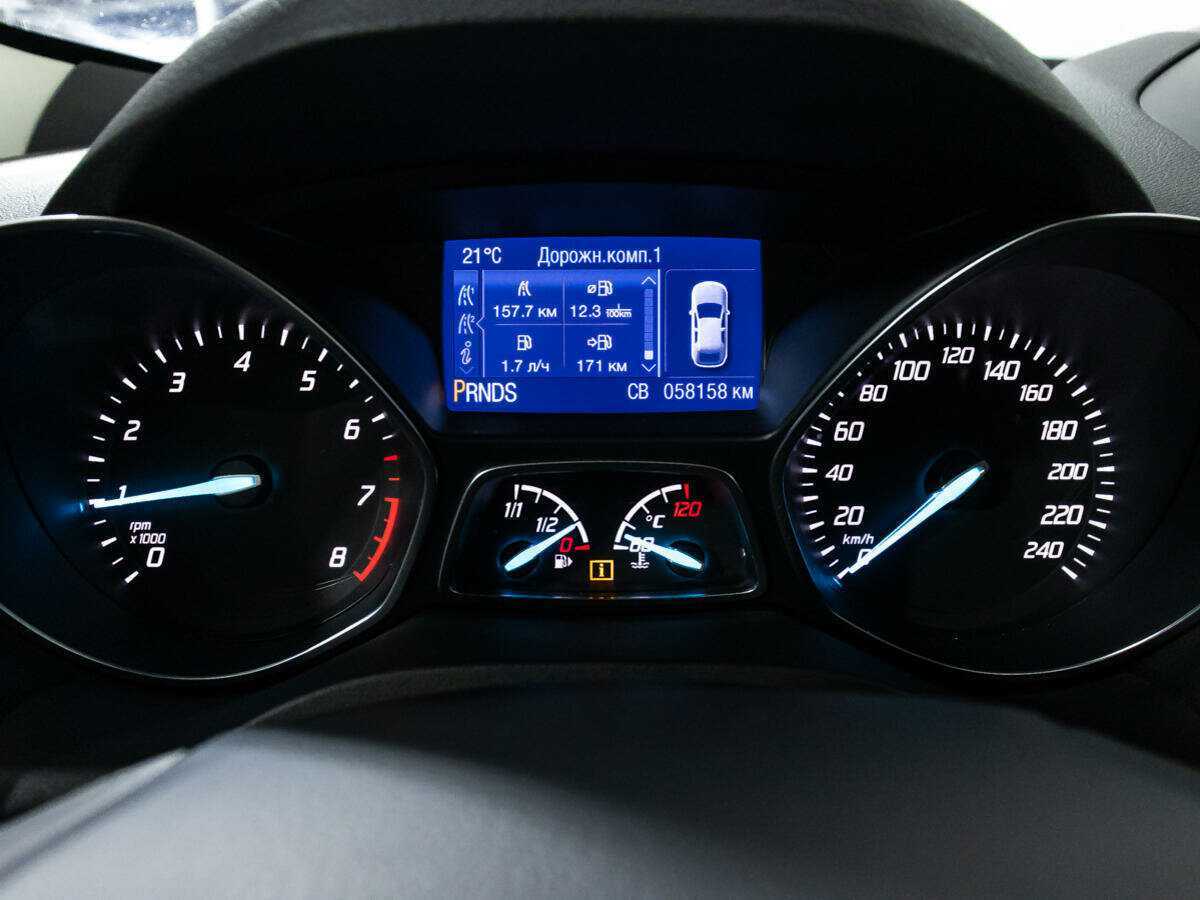 Ford Kuga б/у, 2016, Автоматическая. Фото: #11
