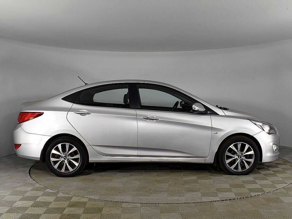Hyundai Solaris б/у, 2015, Автоматическая. Фото: #4