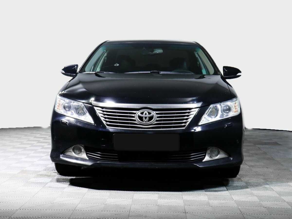 Toyota Camry б/у, 2013, Автоматическая. Фото: #1