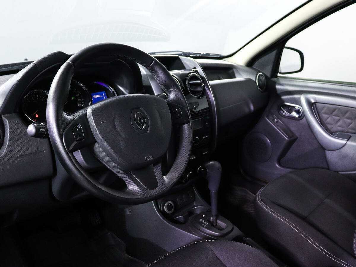 Renault Duster б/у, 2016, Автоматическая. Фото: #11