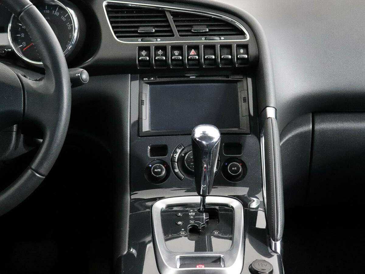 Peugeot 3008 б/у, 2014, Автоматическая. Фото: #11