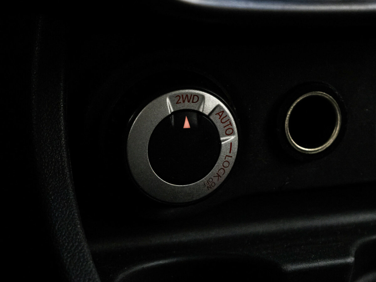 Renault Duster б/у, 2013, Механическая. Фото: #9