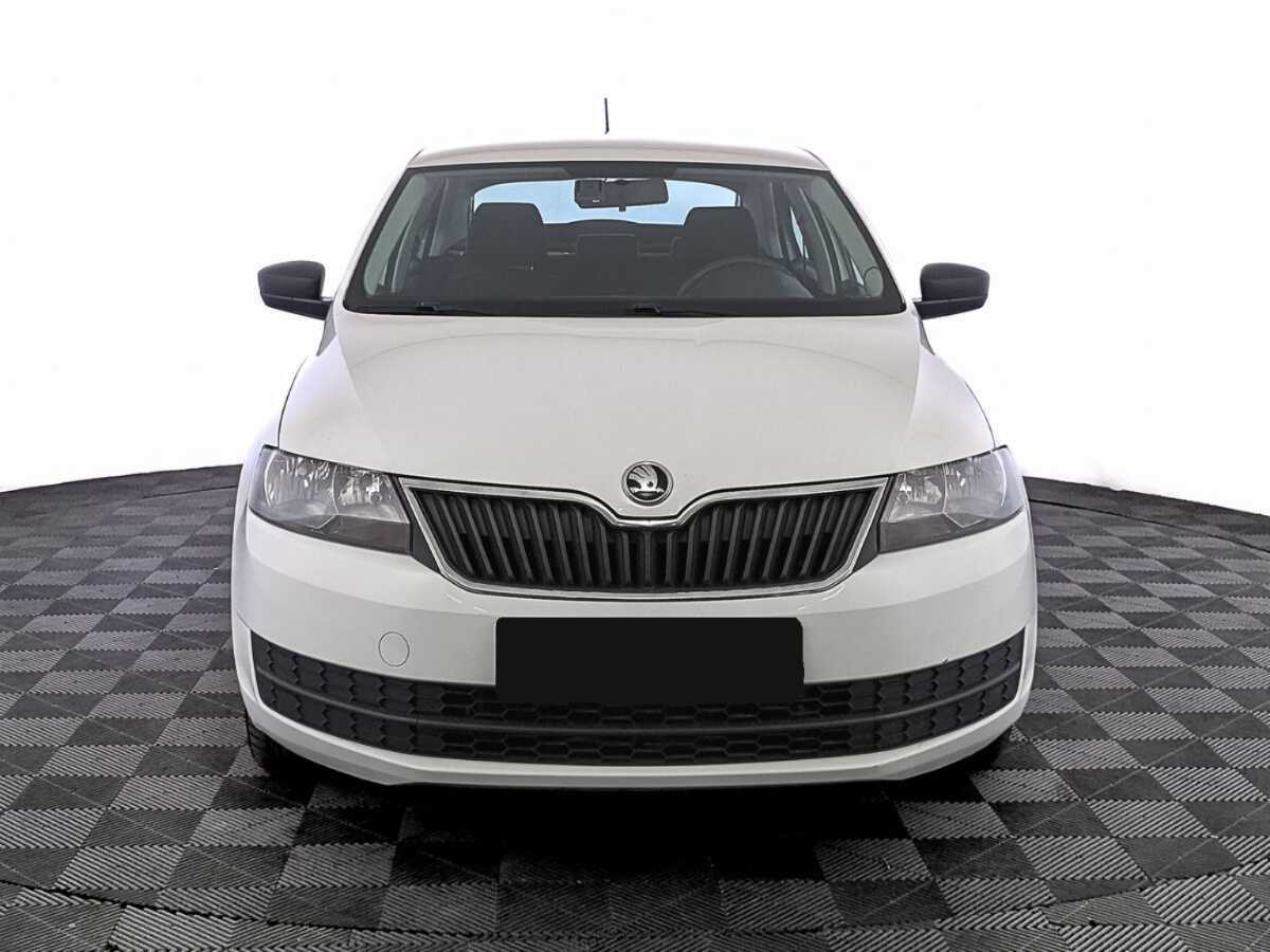 Skoda Rapid б/у, 2017, Механическая. Фото: #1