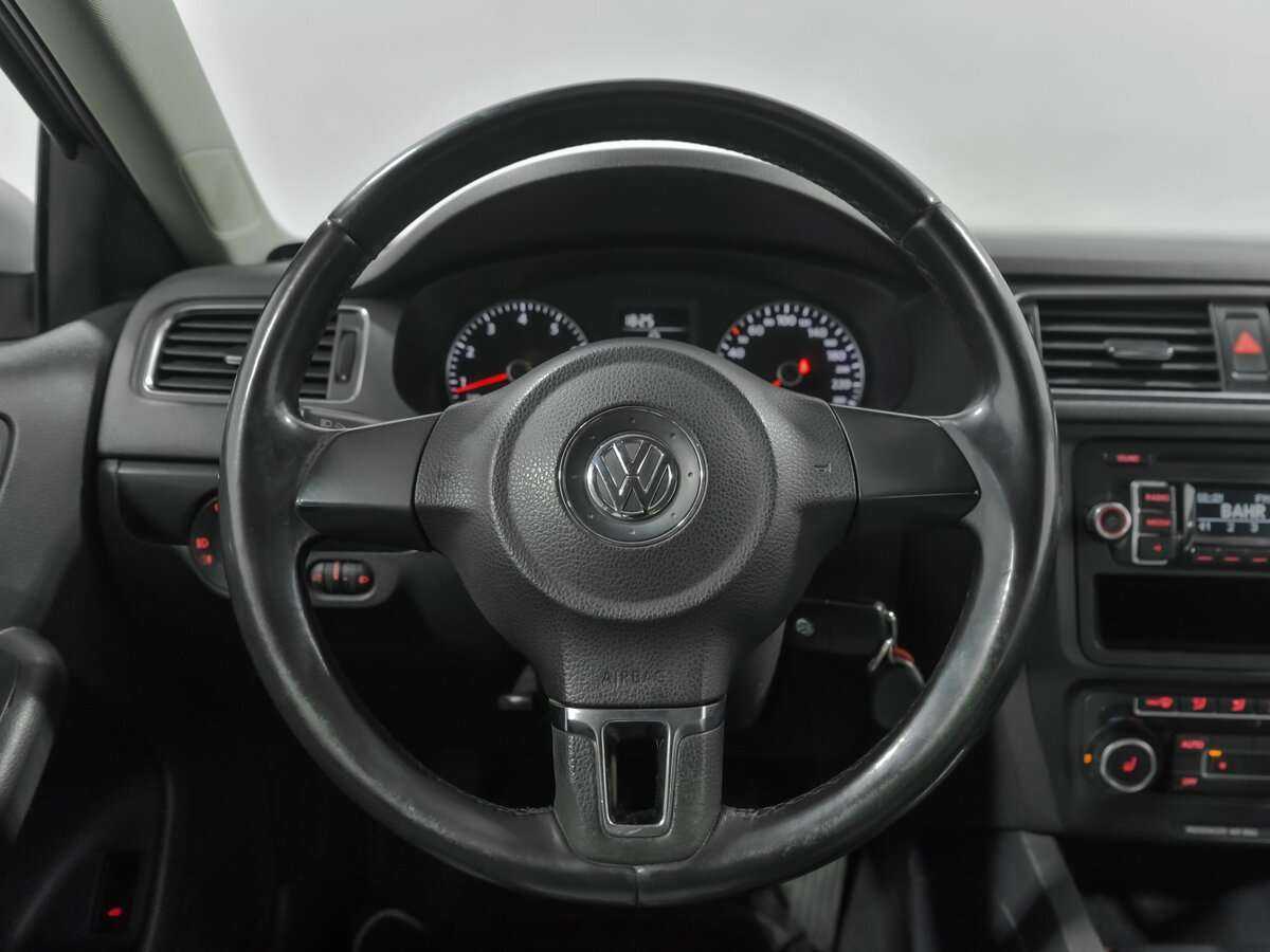 Volkswagen Jetta б/у, 2012, Механическая. Фото: #7