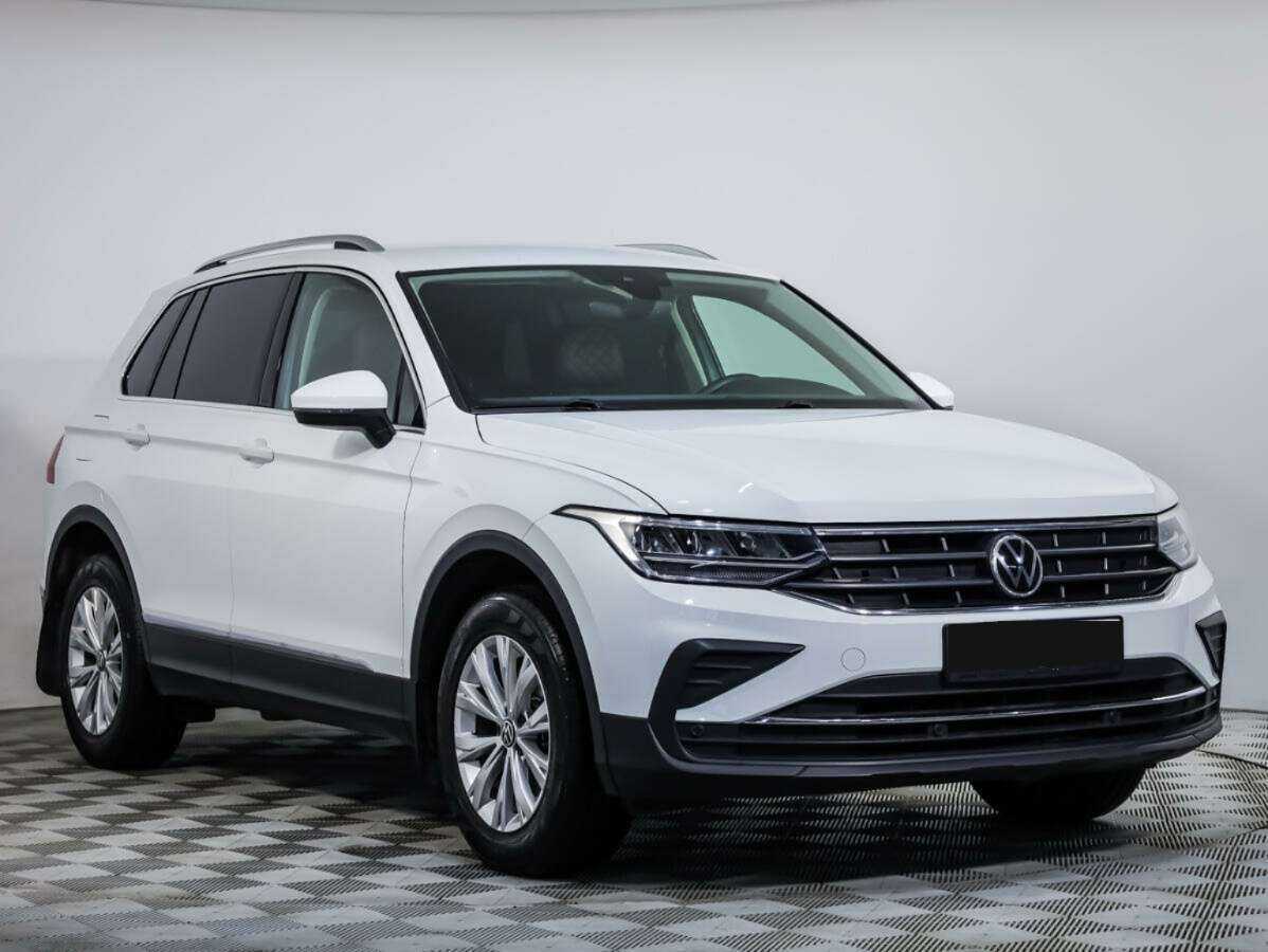 Volkswagen Tiguan б/у, 2020, Роботизированная. Фото: #1