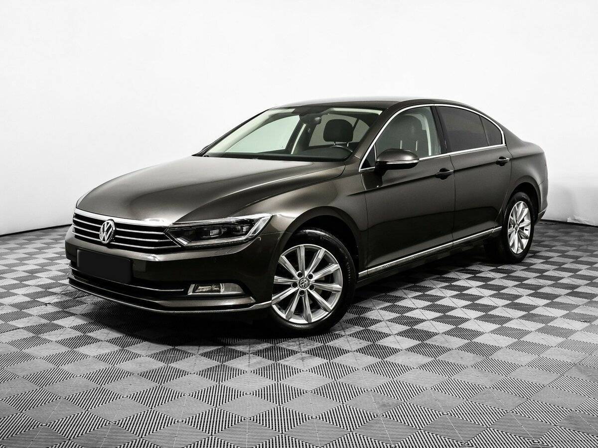 Volkswagen Passat б/у, 2017, Роботизированная. Посмотреть фото
