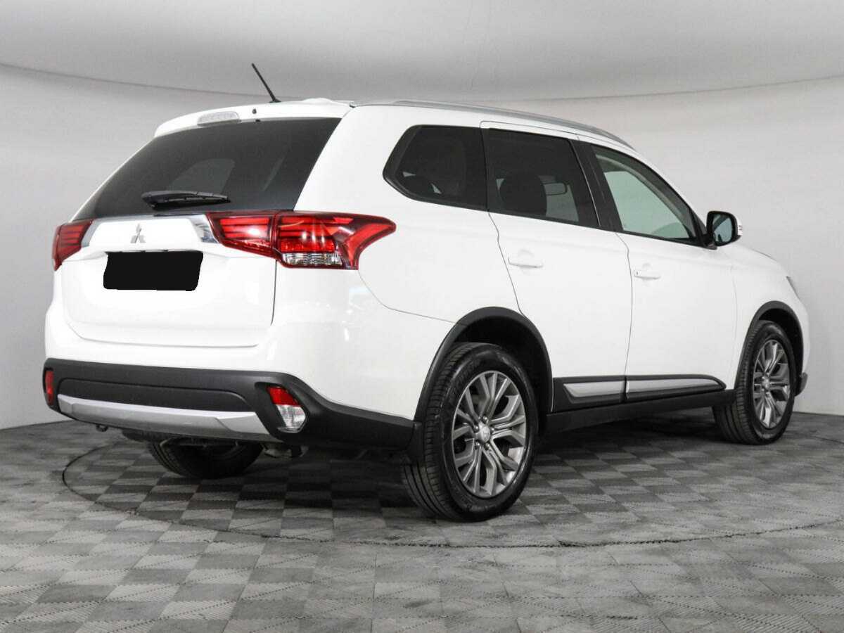 Mitsubishi Outlander б/у, 2015, Вариатор. Фото: #4