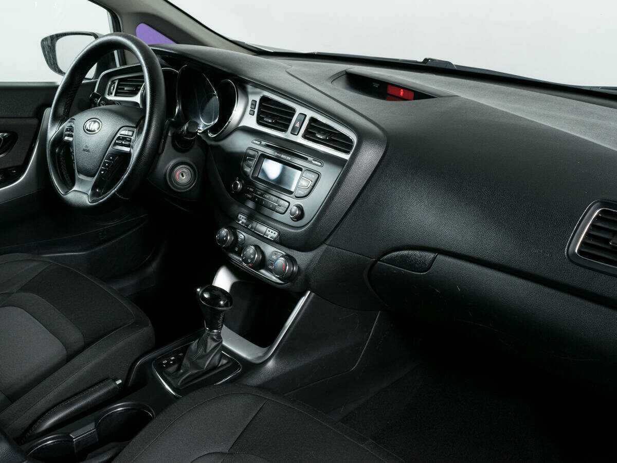 Kia Ceed б/у, 2012, Автоматическая. Фото: #6