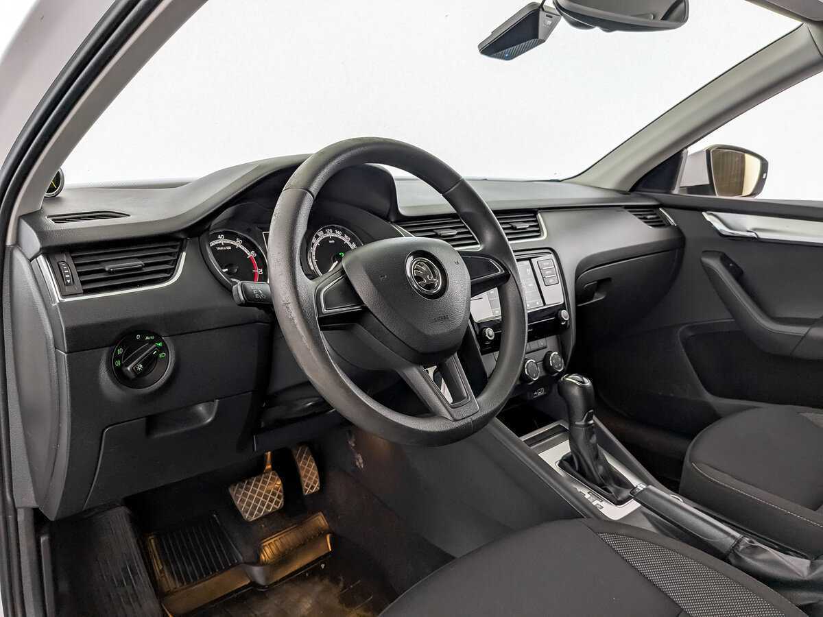 Skoda Octavia б/у, 2018, Автоматическая. Фото: #15