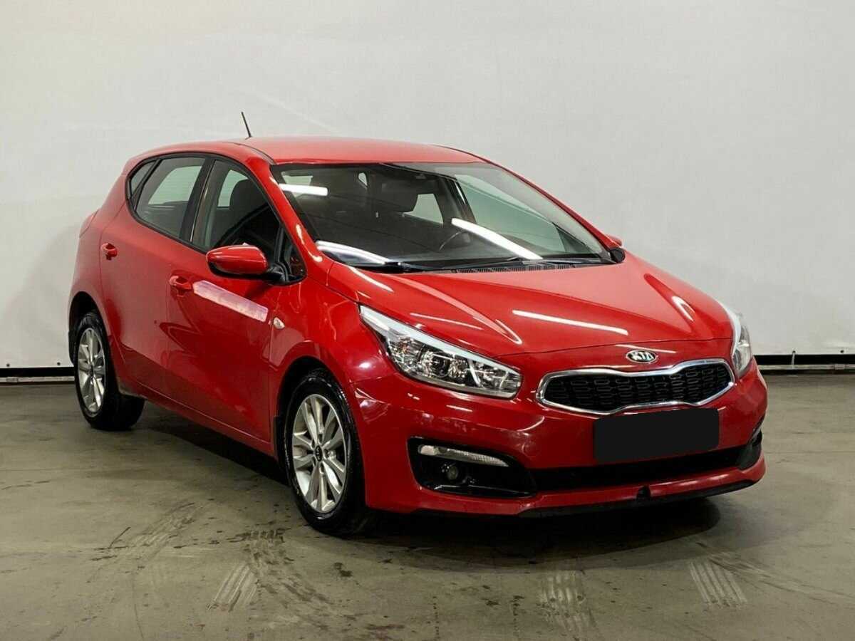 Kia Ceed б/у, 2016, Автоматическая. Фото: #2