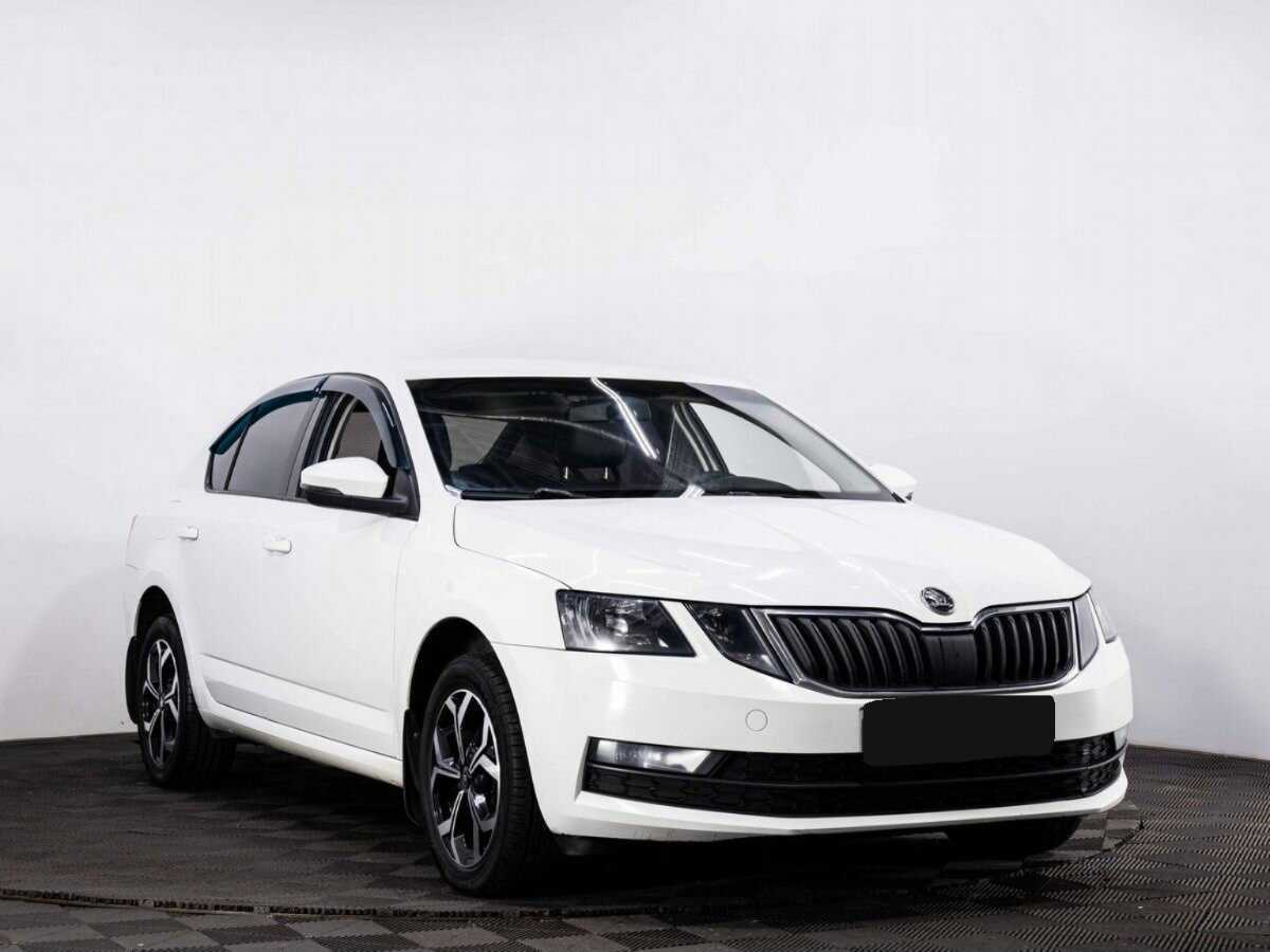 Skoda Octavia б/у, 2018, Механическая. Фото: #2