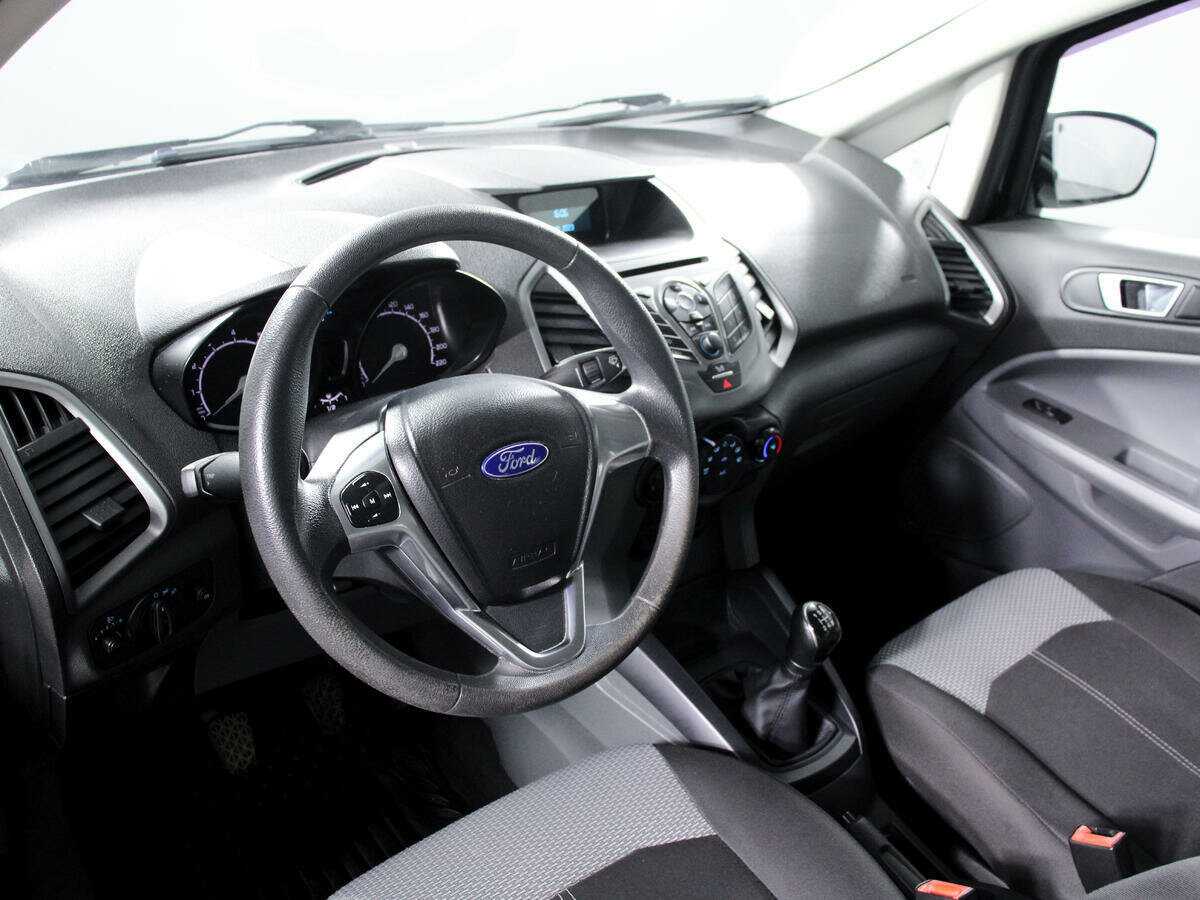 Ford EcoSport б/у, 2015, Механическая. Фото: #13