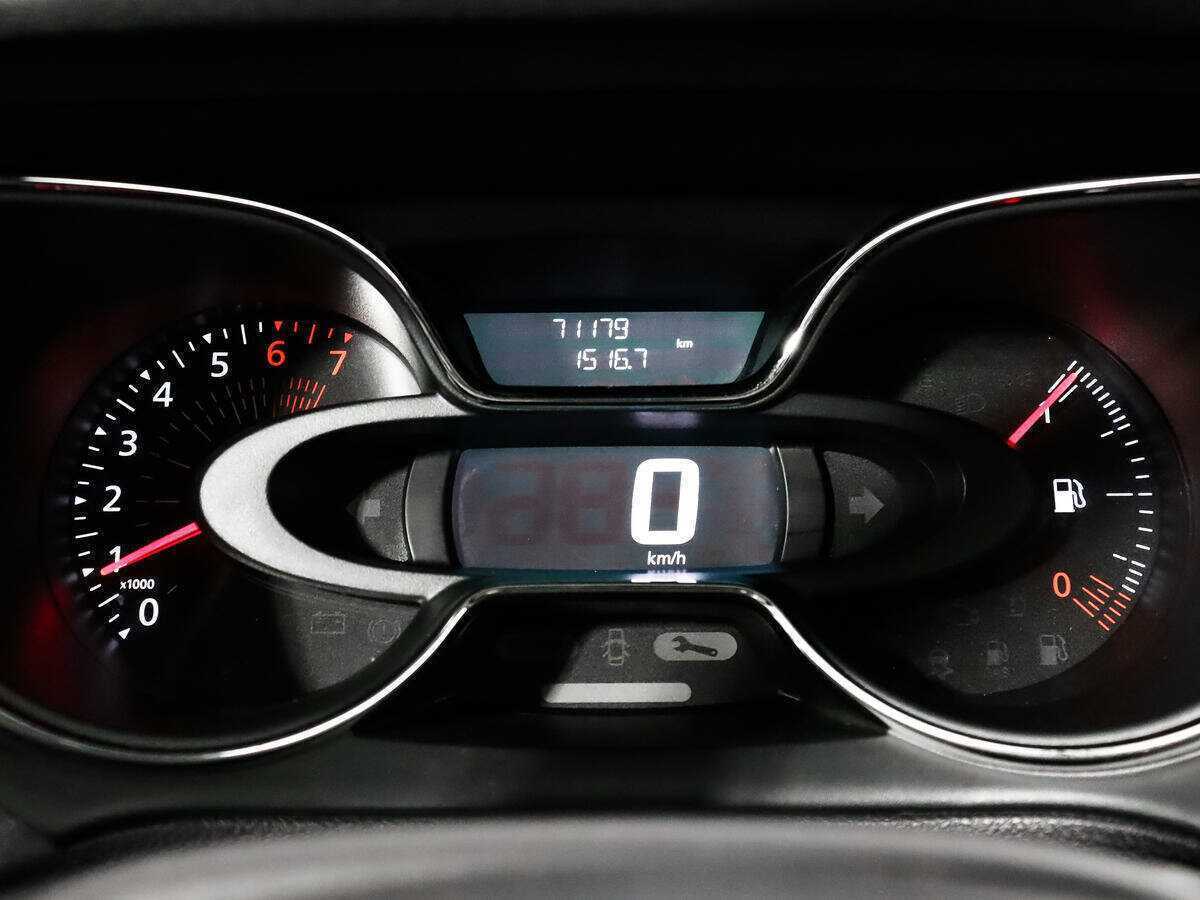 Renault Kaptur б/у, 2018, Механическая. Фото: #11