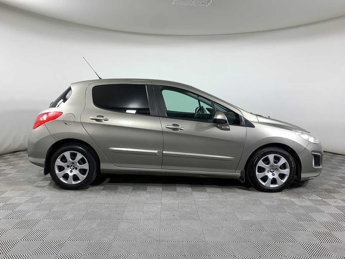 Peugeot 308 б/у, 2012, Автоматическая. Фото: #3