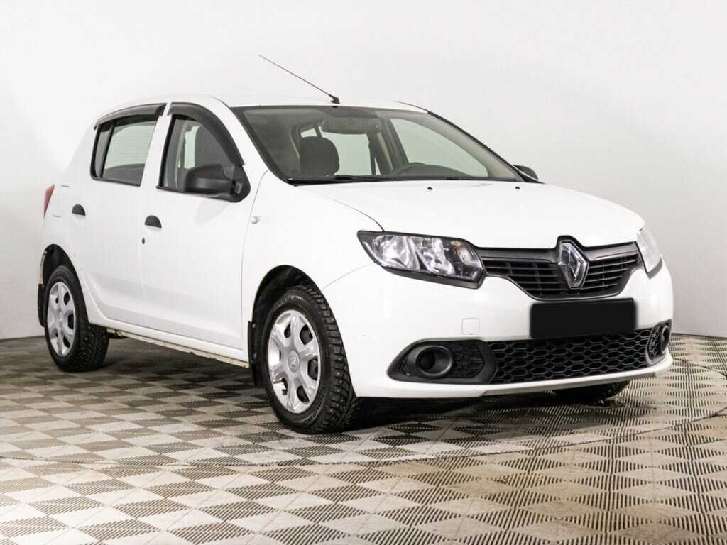 Renault Sandero б/у, 2016, Механическая. Фото: #2