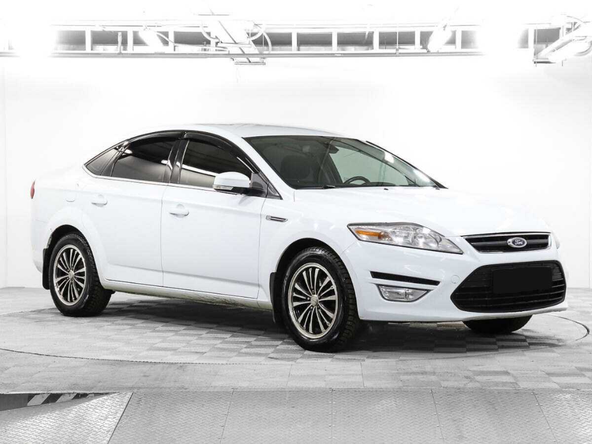 Ford Mondeo б/у, 2013, Механическая. Фото: #2