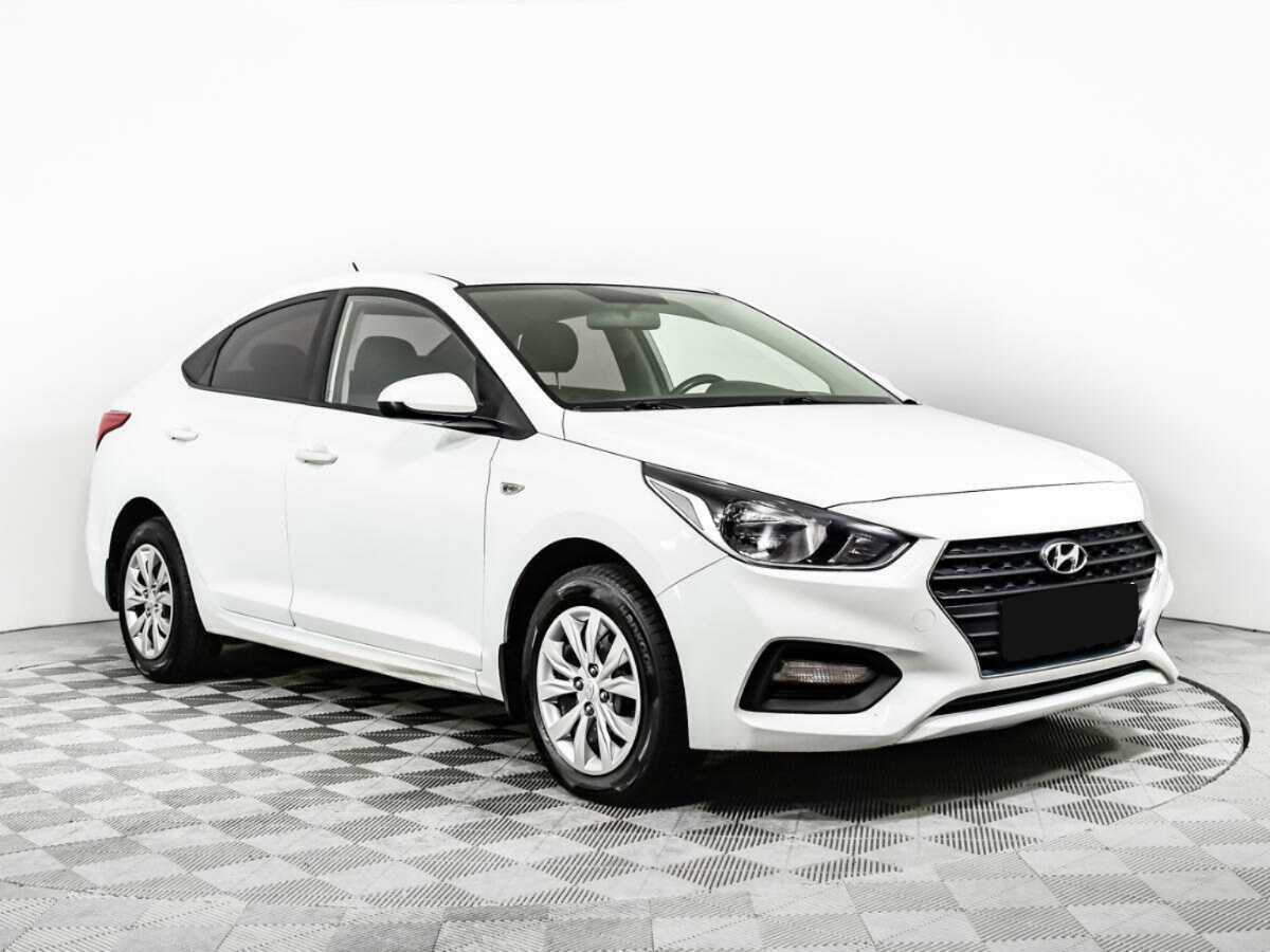 Hyundai Solaris б/у, 2017, Автоматическая. Фото: #2