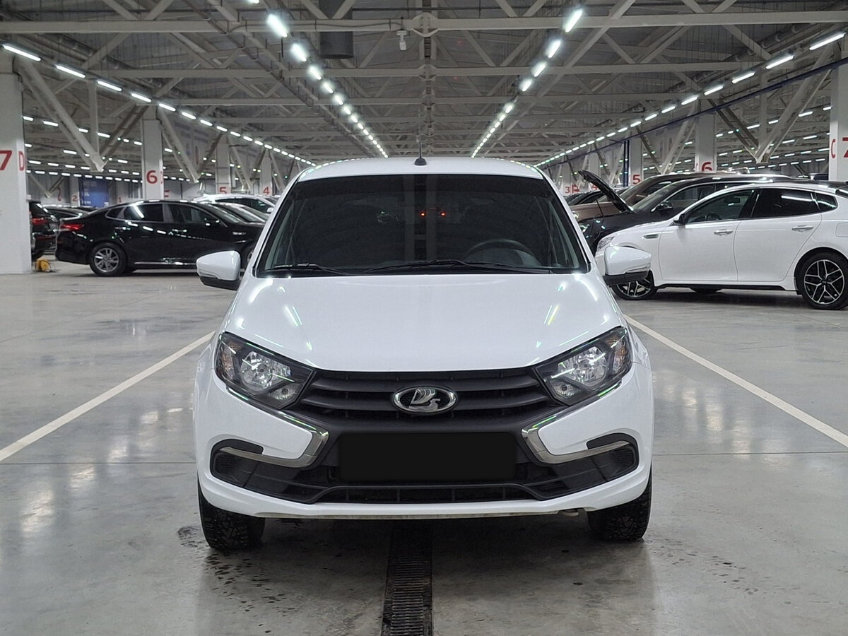 Lada (ВАЗ) Granta б/у, 2023, Механическая. Фото: #1