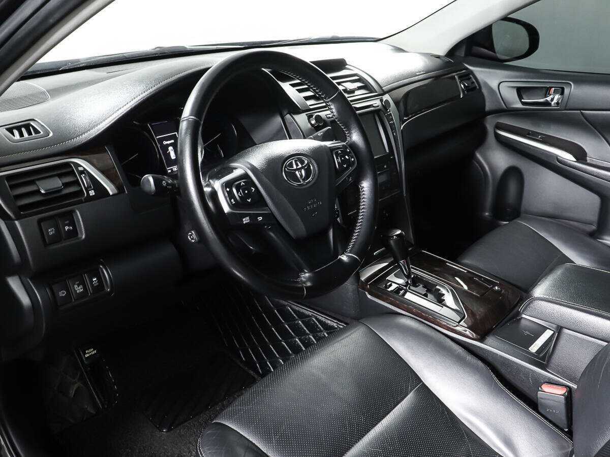 Toyota Camry б/у, 2015, Автоматическая. Фото: #11