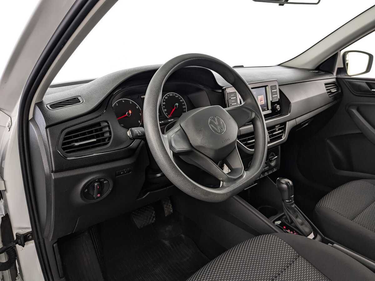 Volkswagen Polo б/у, 2020, Автоматическая. Фото: #10