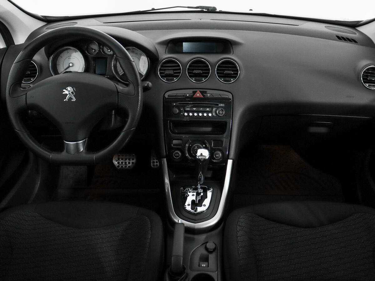 Peugeot 308 б/у, 2012, Автоматическая. Фото: #11