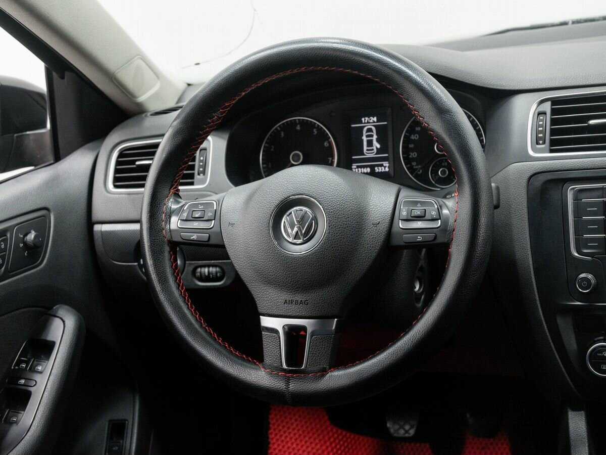 Volkswagen Jetta б/у, 2013, Механическая. Фото: #10