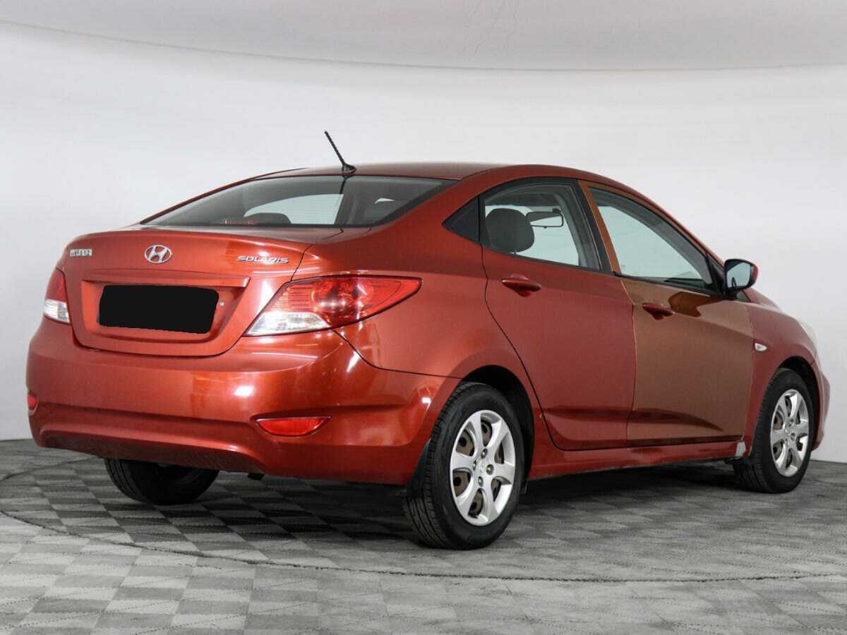 Hyundai Solaris б/у, 2012, Автоматическая. Фото: #2