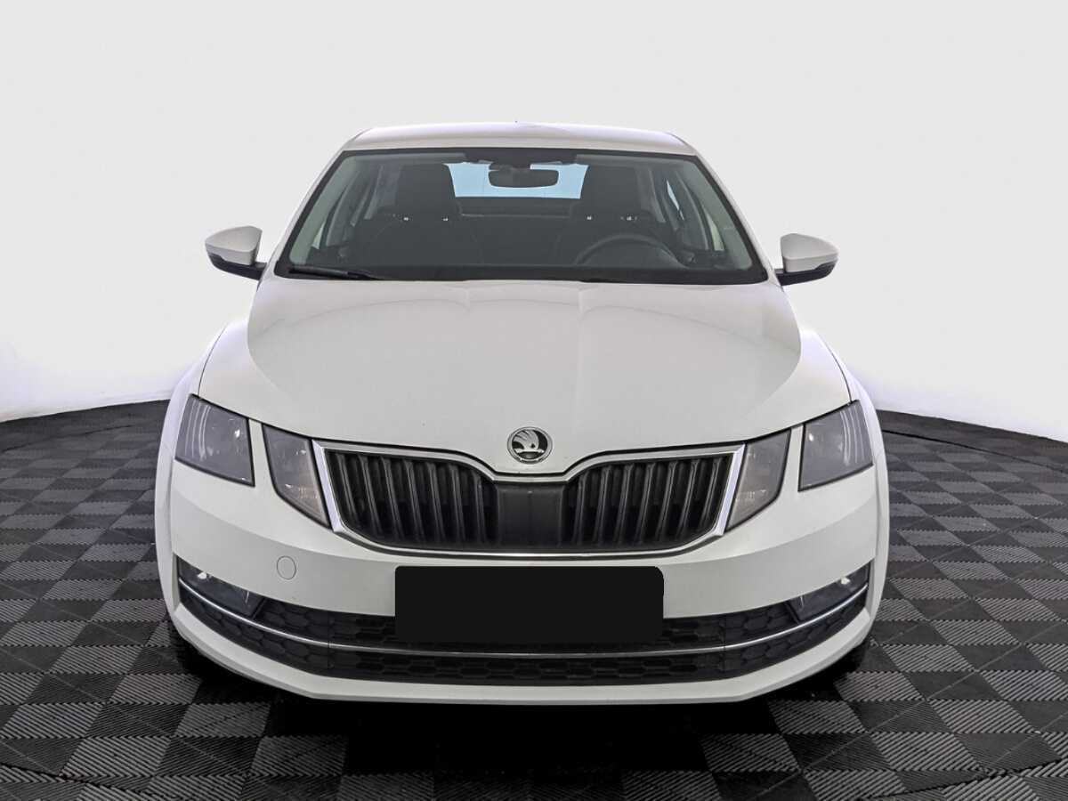 Skoda Octavia б/у, 2017, Механическая. Фото: #1