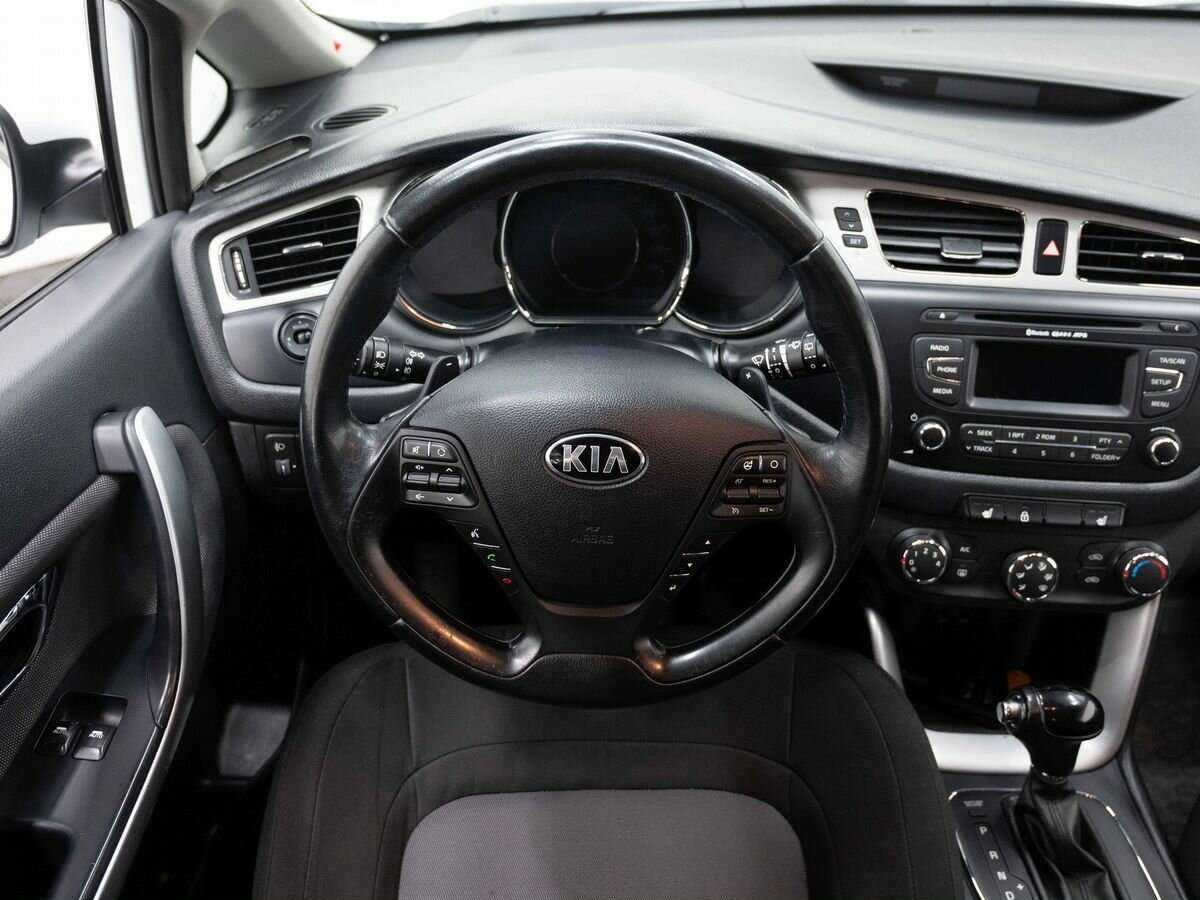 Kia Ceed б/у, 2014, Автоматическая. Фото: #12