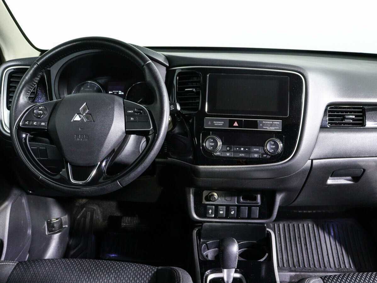 Mitsubishi Outlander б/у, 2019, Вариатор. Фото: #11