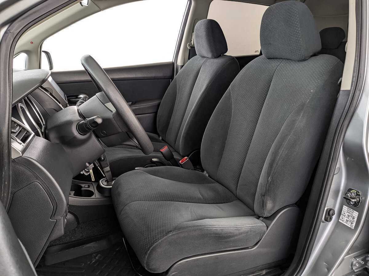 Nissan Tiida б/у, 2013, Автоматическая. Фото: #19