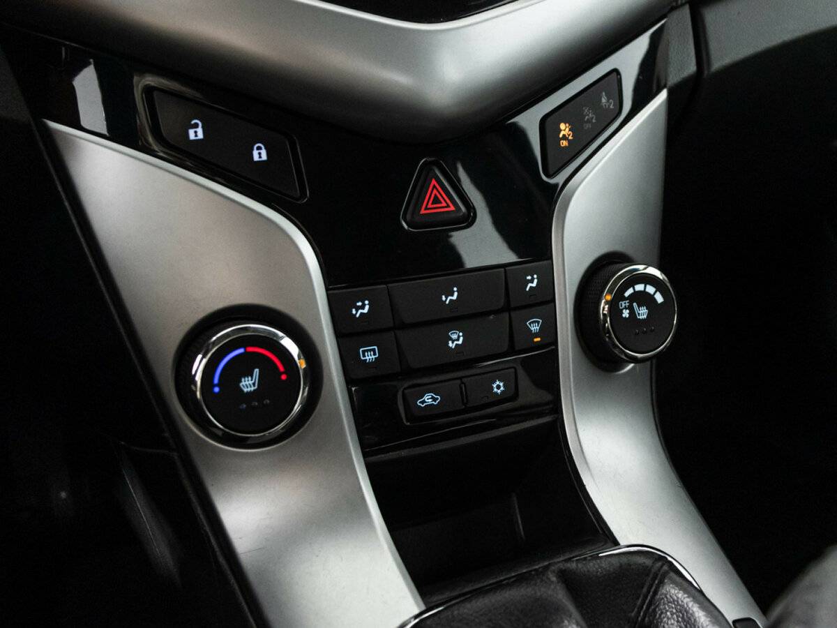 Chevrolet Cruze б/у, 2012, Механическая. Фото: #13