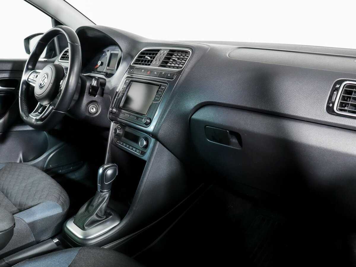 Volkswagen Polo б/у, 2019, Автоматическая. Фото: #5