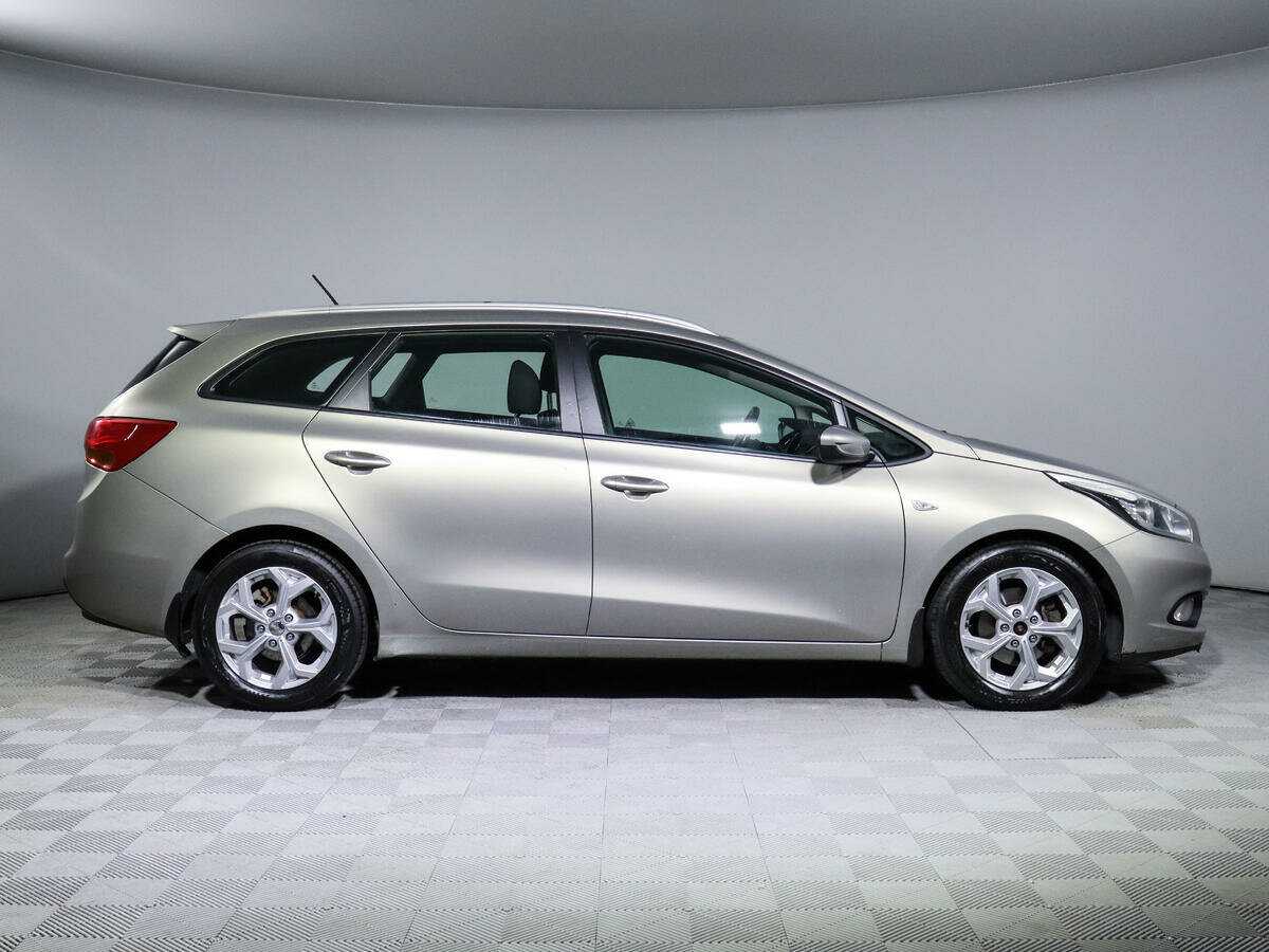 Kia Ceed б/у, 2013, Автоматическая. Фото: #3