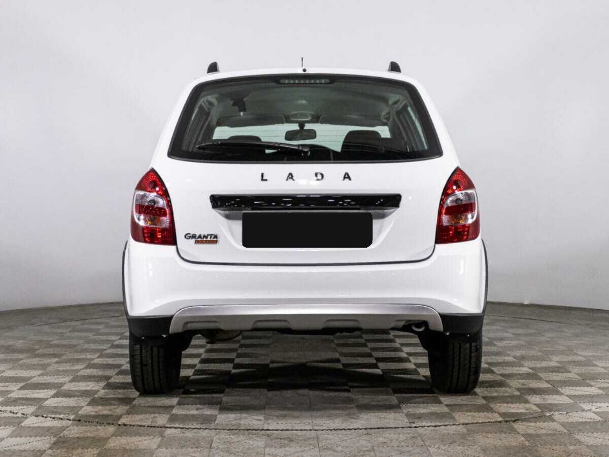 Lada (ВАЗ) Granta б/у, 2023, Механическая. Фото: #5
