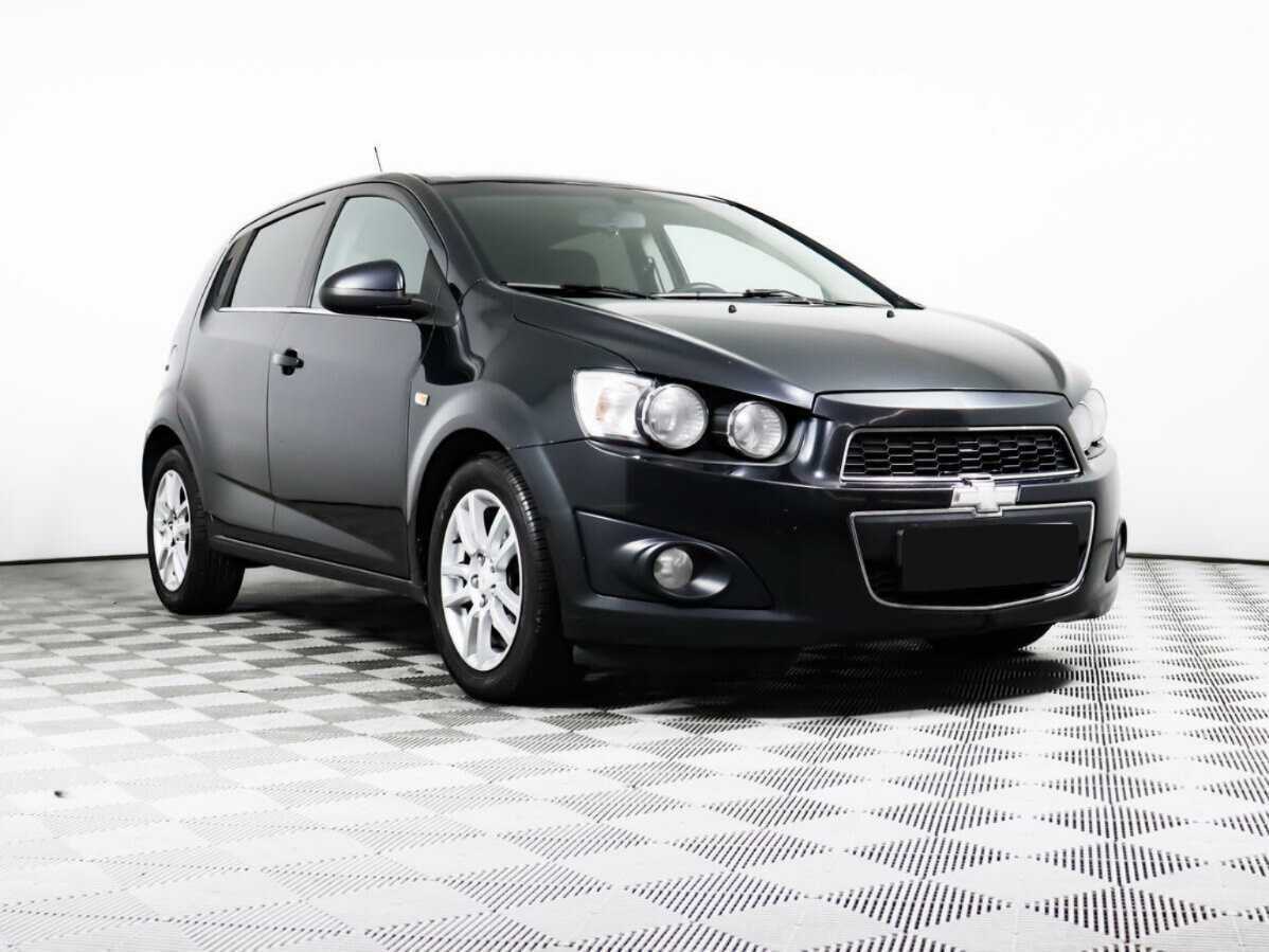 Chevrolet Aveo б/у, 2014, Автоматическая. Фото: #2