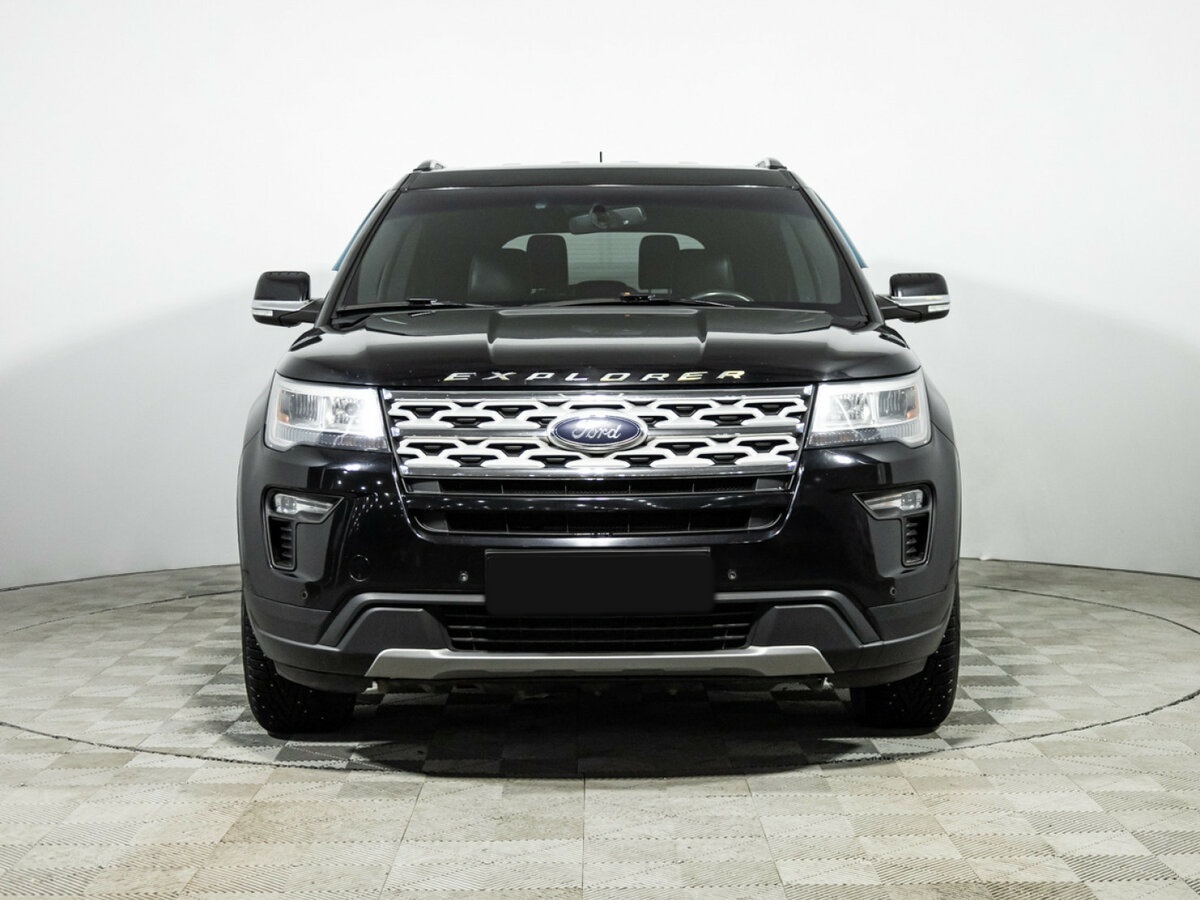 Ford Explorer б/у, 2018, Автоматическая. Фото: #1