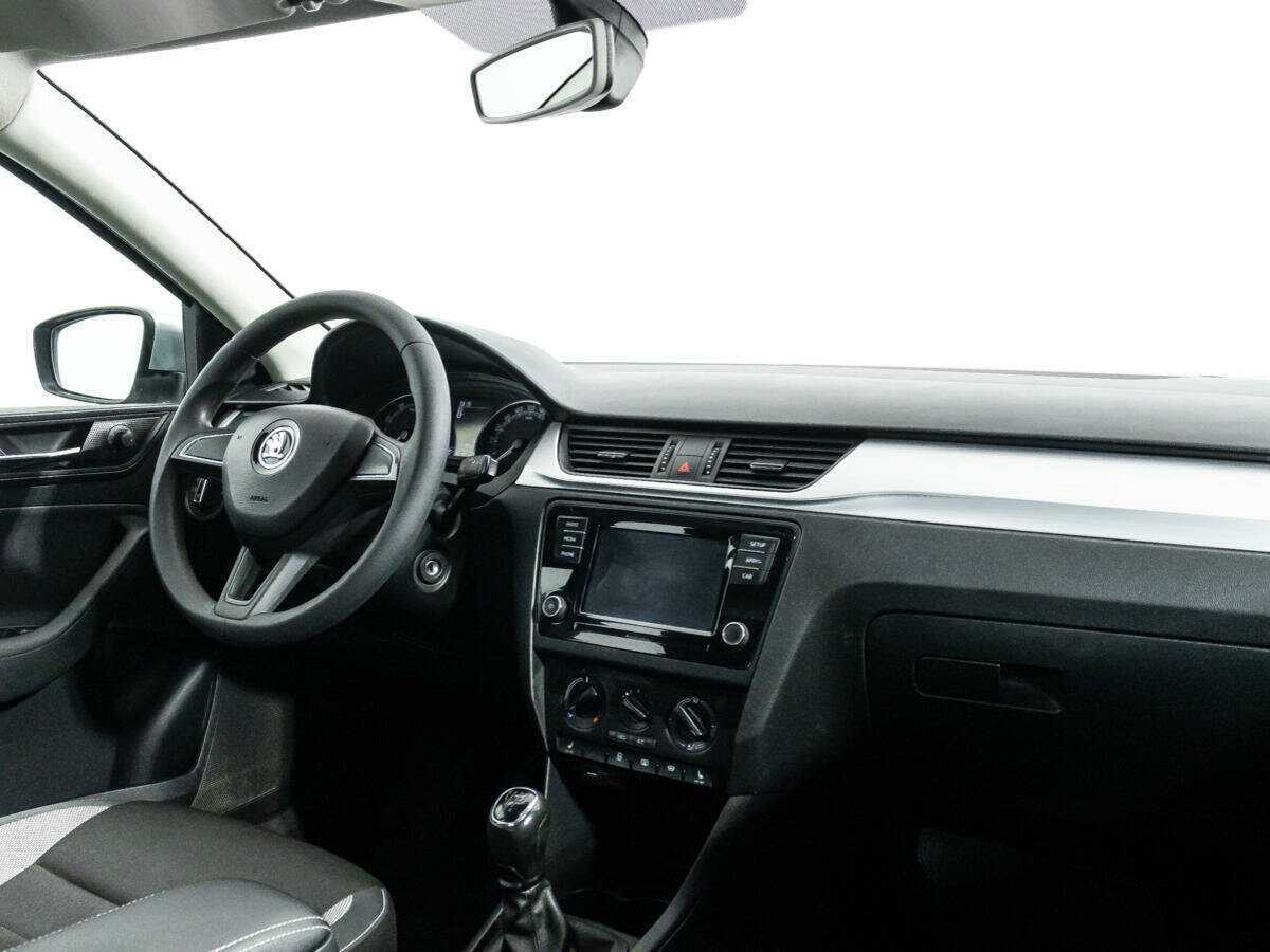 Skoda Rapid б/у, 2018, Механическая. Фото: #8