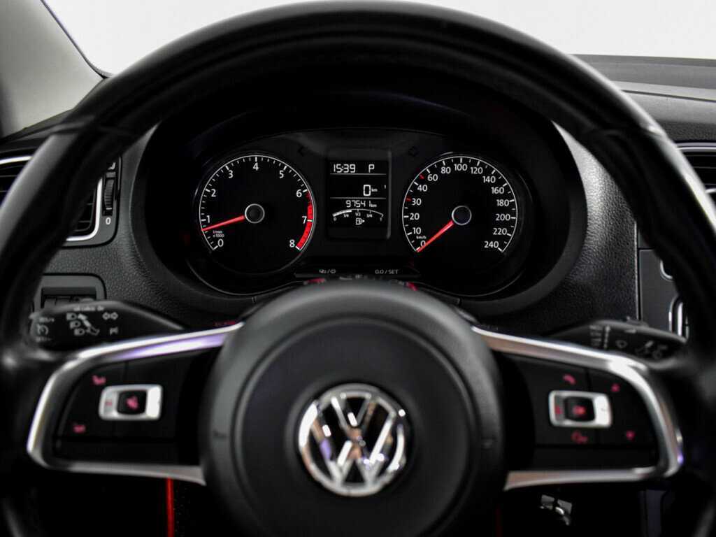 Volkswagen Polo б/у, 2018, Роботизированная. Фото: #16