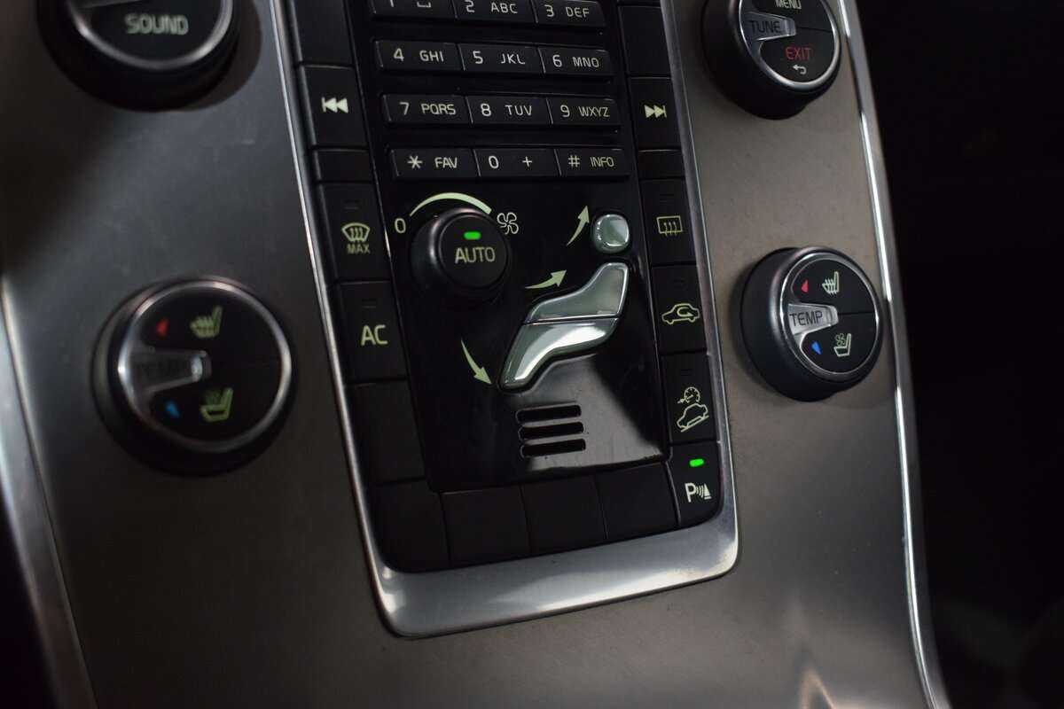 Volvo XC70 б/у, 2012, Автоматическая. Фото: #24