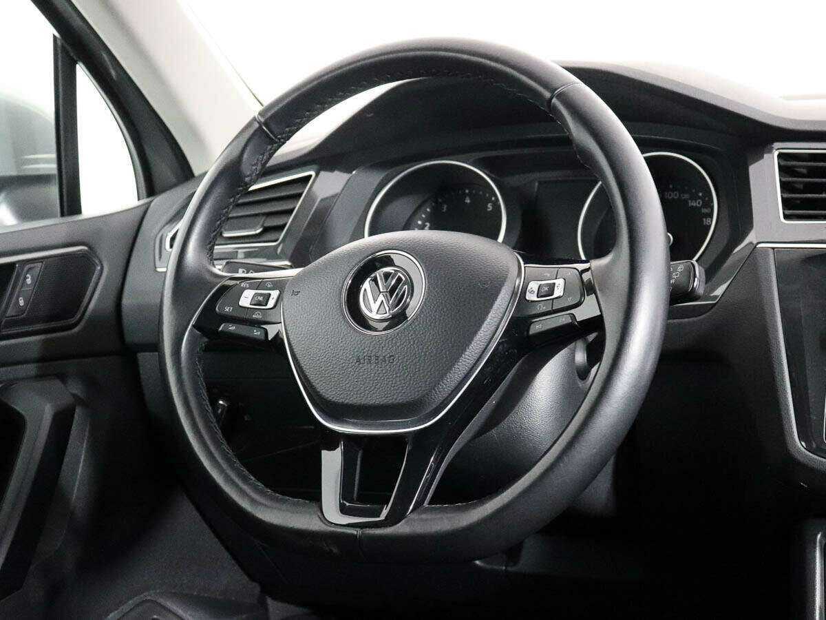 Volkswagen Tiguan б/у, 2017, Роботизированная. Фото: #12