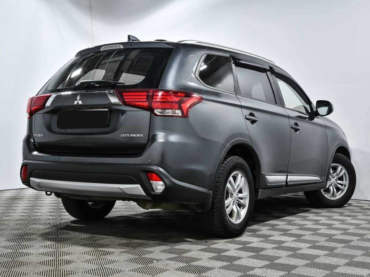 Mitsubishi Outlander б/у, 2018, Вариатор. Фото: #3