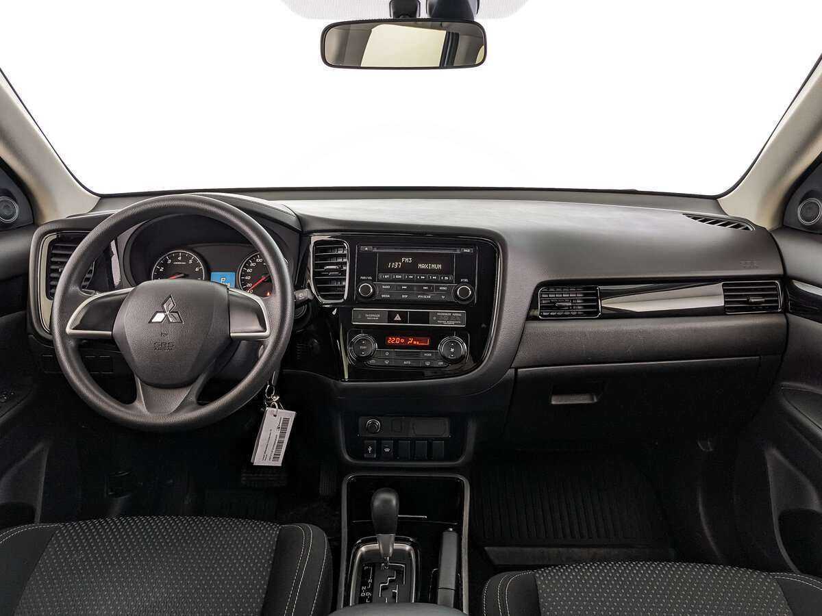 Mitsubishi Outlander б/у, 2019, Вариатор. Фото: #9
